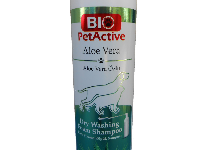 BIO PETACTIVE ALOE VERA ÖZLÜ KEDİ VE KÖPEK İÇİN KURU YIKAMA KÖPÜK ŞAMPUANI 200 ML